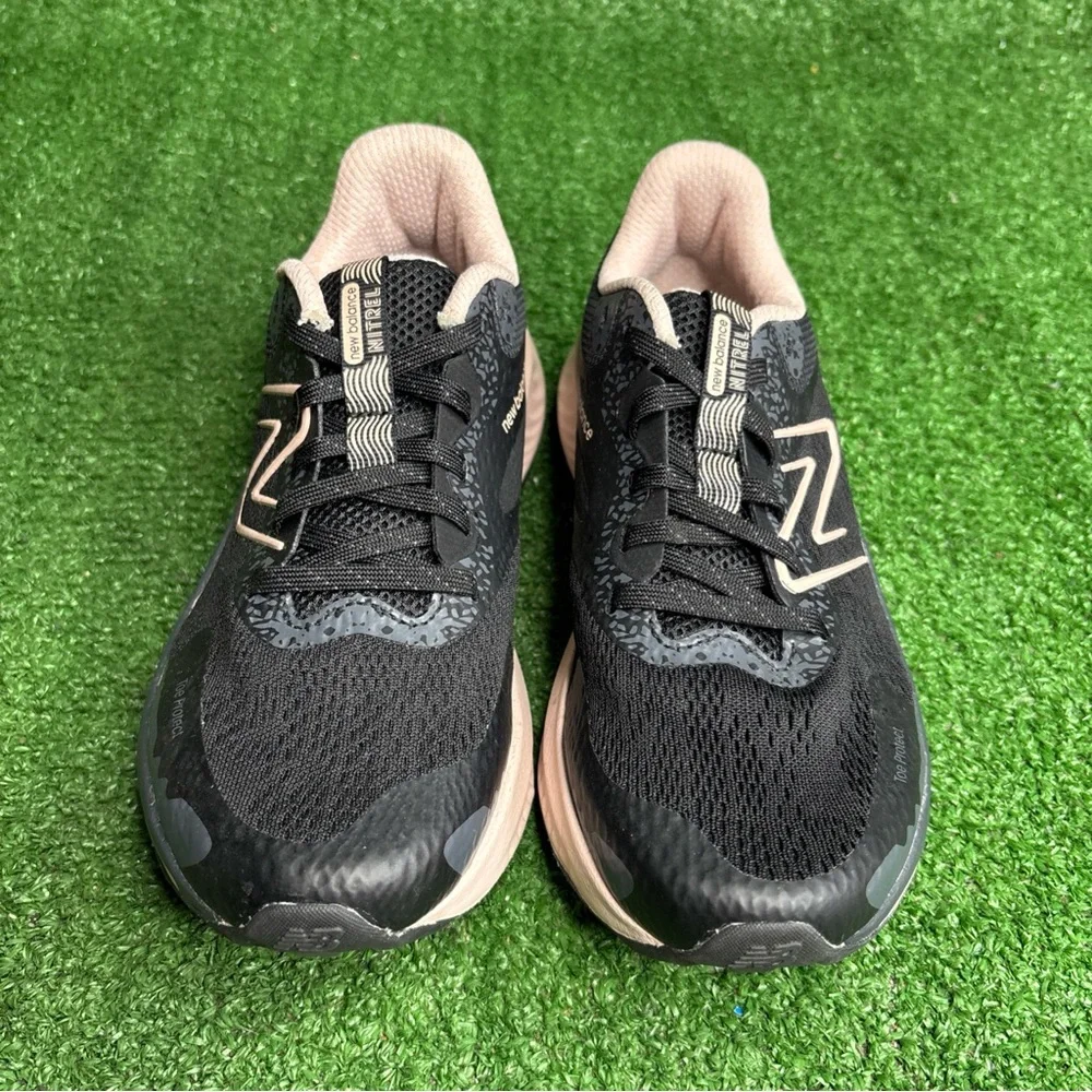 New Balance Womens Wtntrlb5 Black Hiking Shoes Size 6 - NEW‎